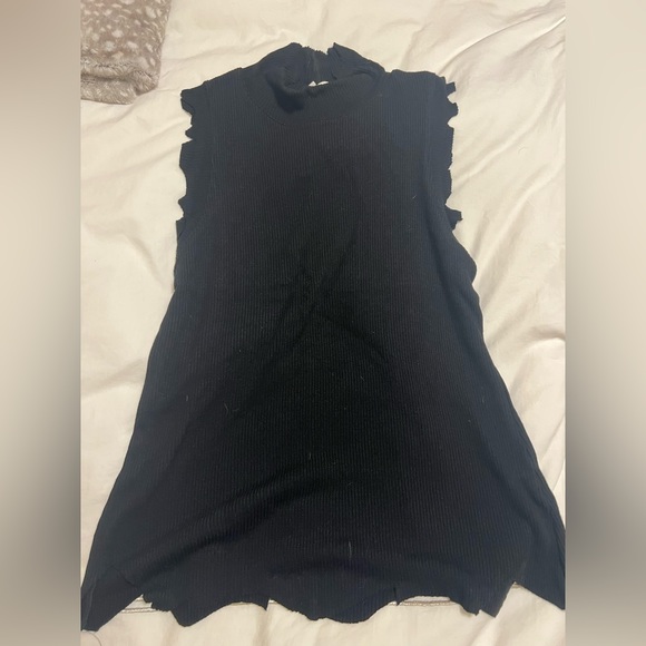 LNA mock neck sleeveless sweater size medium - Picture 1 of 4